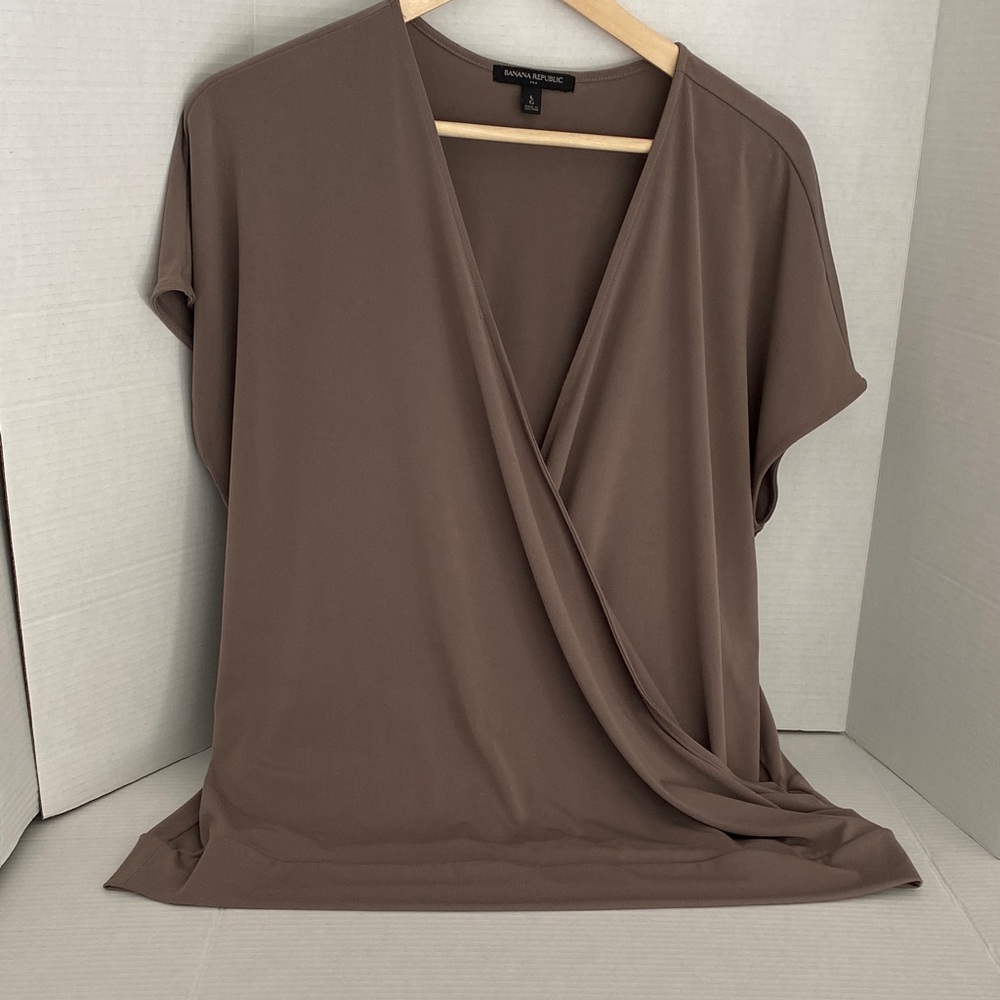 Banana Republic Factory Women's Brown crossover, wrap style Top; Size Large